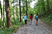 09 Primo tratto su strada sterrata in lieve salita